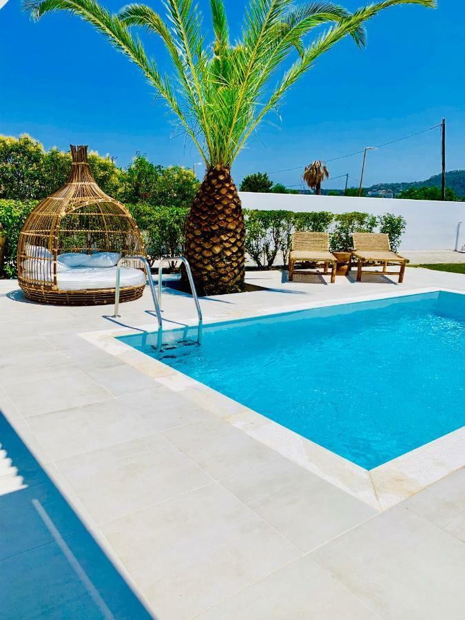 Mythos Luxury Villa ฟาลิรากี ภายนอก รูปภาพ